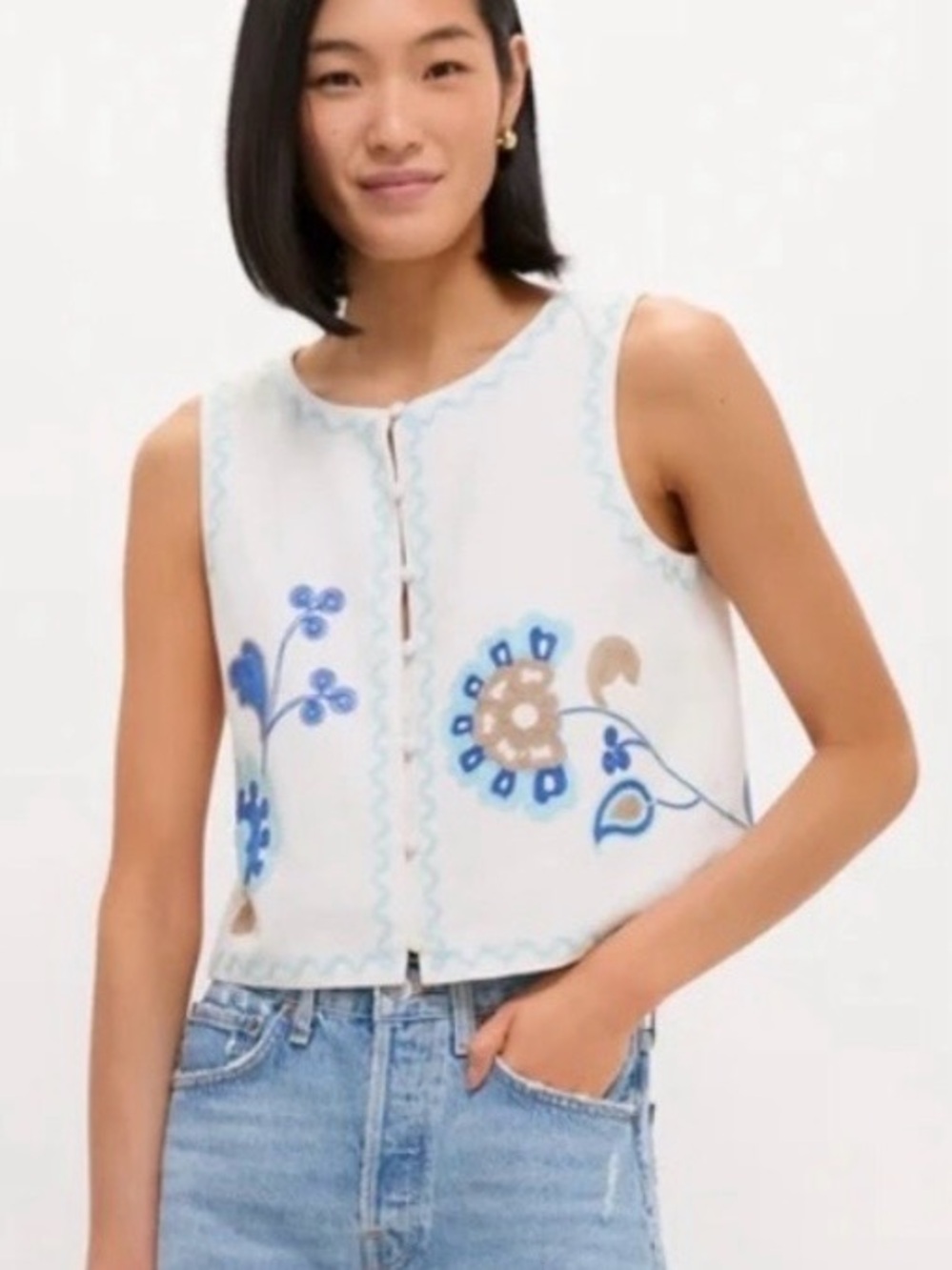 New Tuckernuck folk flower embroidered Luna top